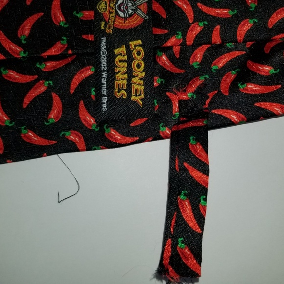 Looney tunes Taz tie - Picture 5 of 5